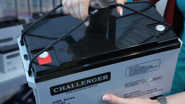 Аккумулятор Challenger A12-150A крышка 