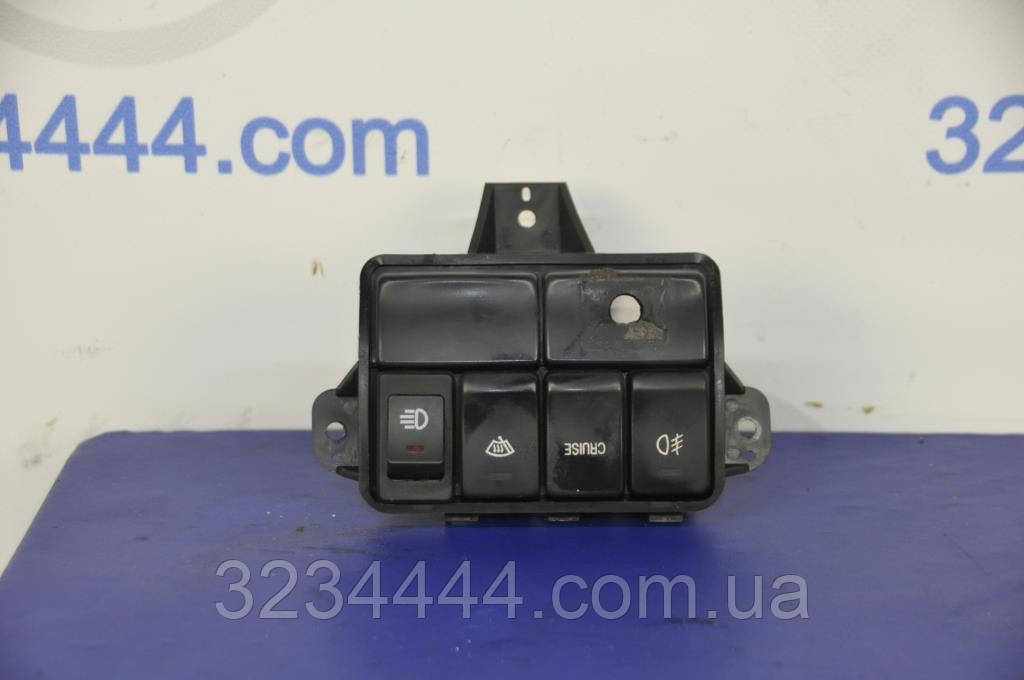 

Кнопка SUBARU Forester SG 02-07