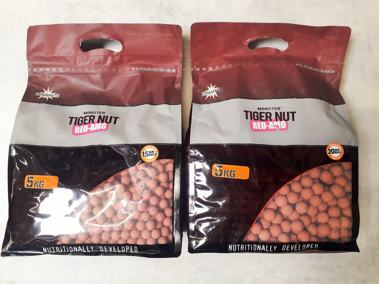 

Бойлы тонущие Dynamite Baits The Monster Tiger Nut Red-Amo 5кг.