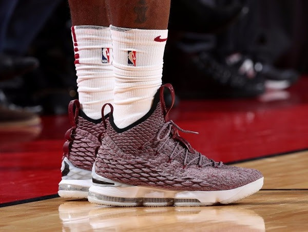 lebron 15 nike id