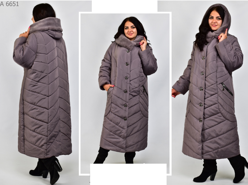 Пуховики 60 размера. Пальто женское зимнее на синтепоне большого размера. Синтепоновое пальто женское. Длинное пальто женское больших размеров зимнее. Женские пуховики больших размеров.