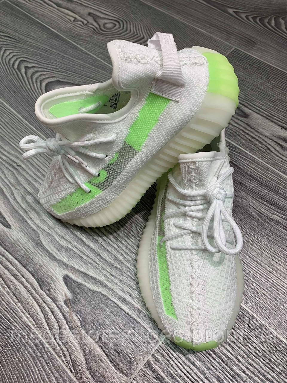 

Женские Кроссовки Adidas yeezy boost 350 37, Белый с зеленым