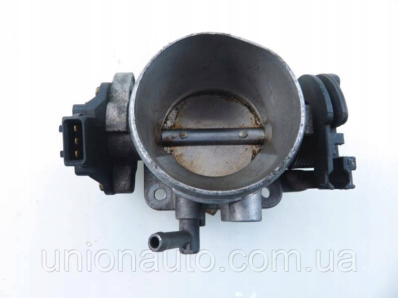 

Дроссельная заслонка VW PASSAT B4 1.8 0367061BN