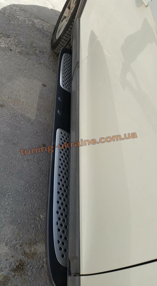 

Боковые площадки на Chevrolet Captiva 2006-2011 гг.