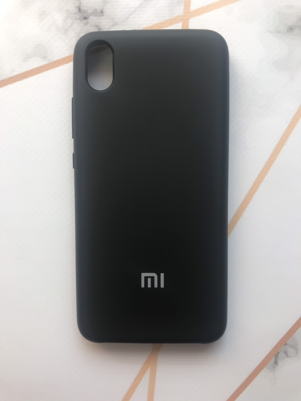 

Силиконовый чехол Silicone Case для Xiaomi Redmi 7A Чёрный, Черный