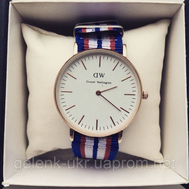 

РЕПЛИКА часов Daniel Wellington