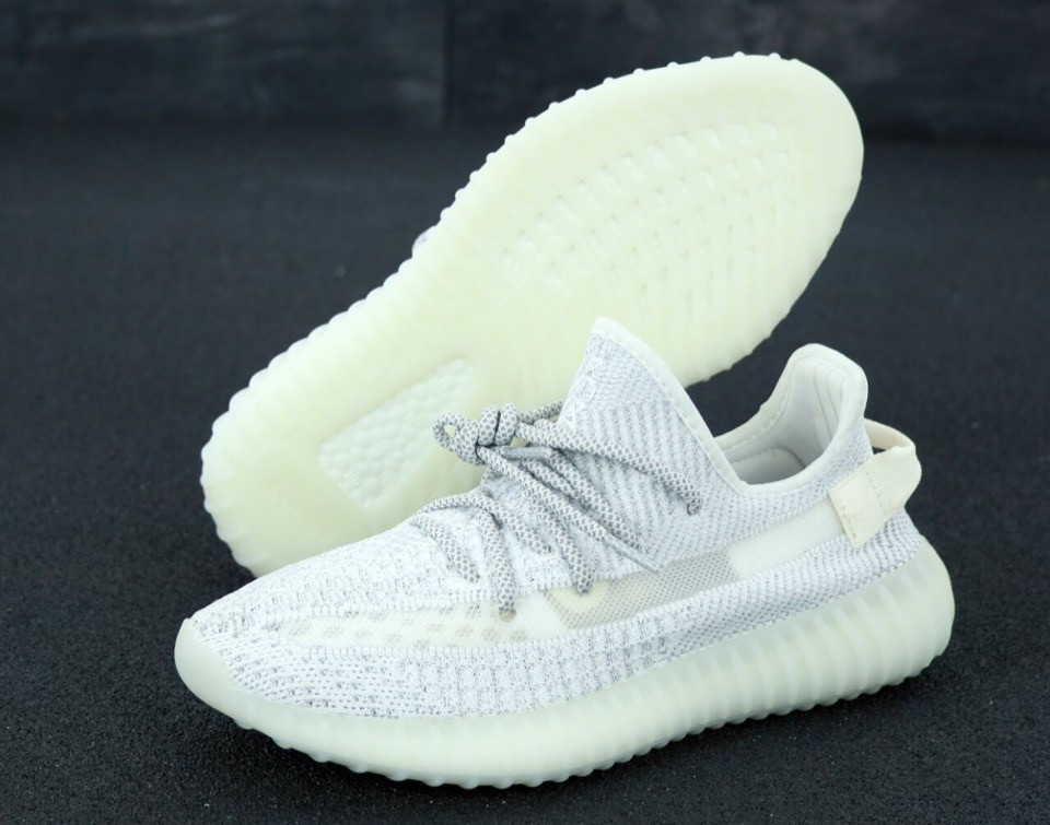 

Женские кроссовки Adida Yeezy 350 White, адидас изи буст. Полный рефлектив. ТОП Реплика ААА класса. 40, Белый