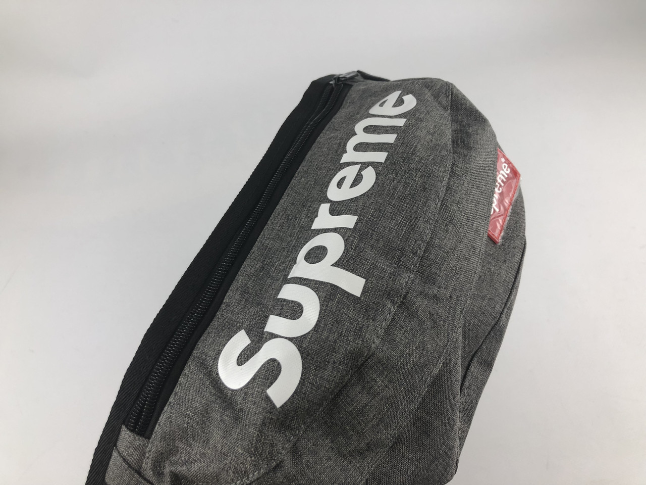 

Сумка на пояс Бананка Supreme - серый