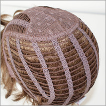 Обшивка і локони на шапці для перуки Треси