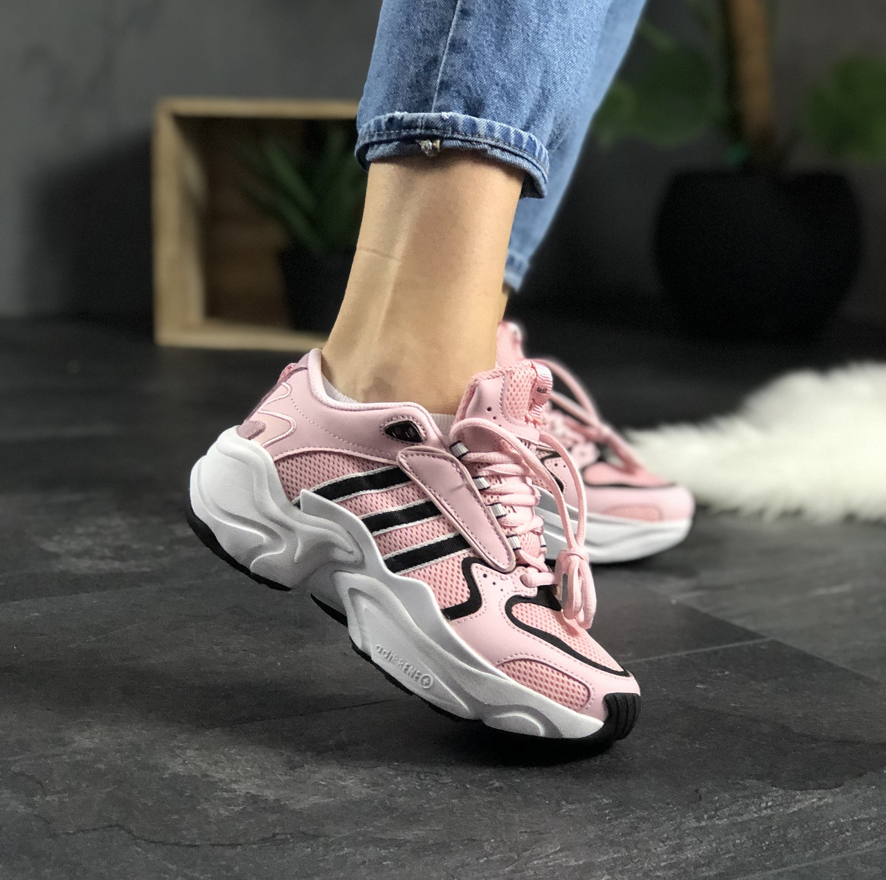 adidas magmur runner pink