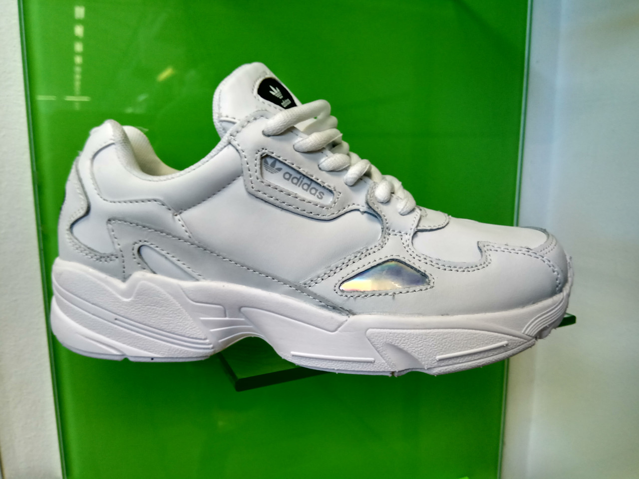 

Женские кроссовки Adidas falcon white, Белый