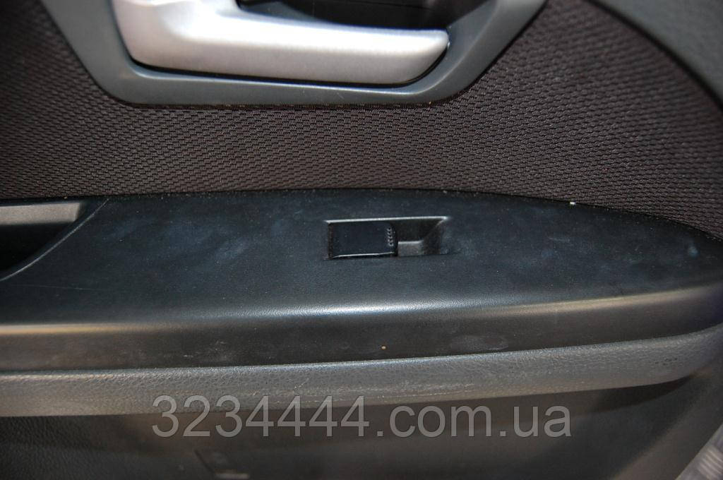 

Кнопки стеклоподъемника SUZUKI SX4 06-13