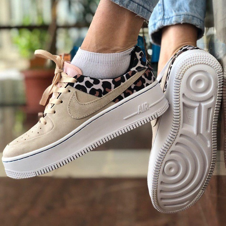 nike air force 1 sage low premium