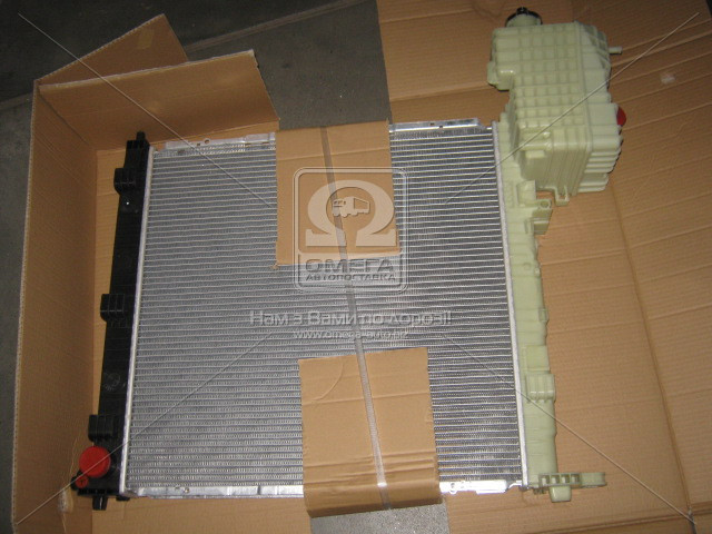 

Радиатор охлаждения MERCEDES VITO I W638 (96-) (пр-во Van Wezel). 30002264