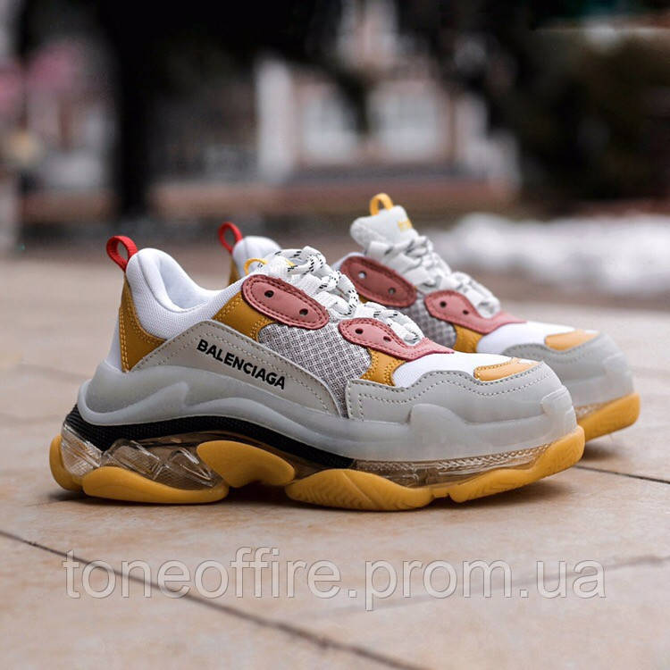 

Женские кроссовки Balenciaga Triple S "Yellow" в стиле Баленсиага, Комбинированый