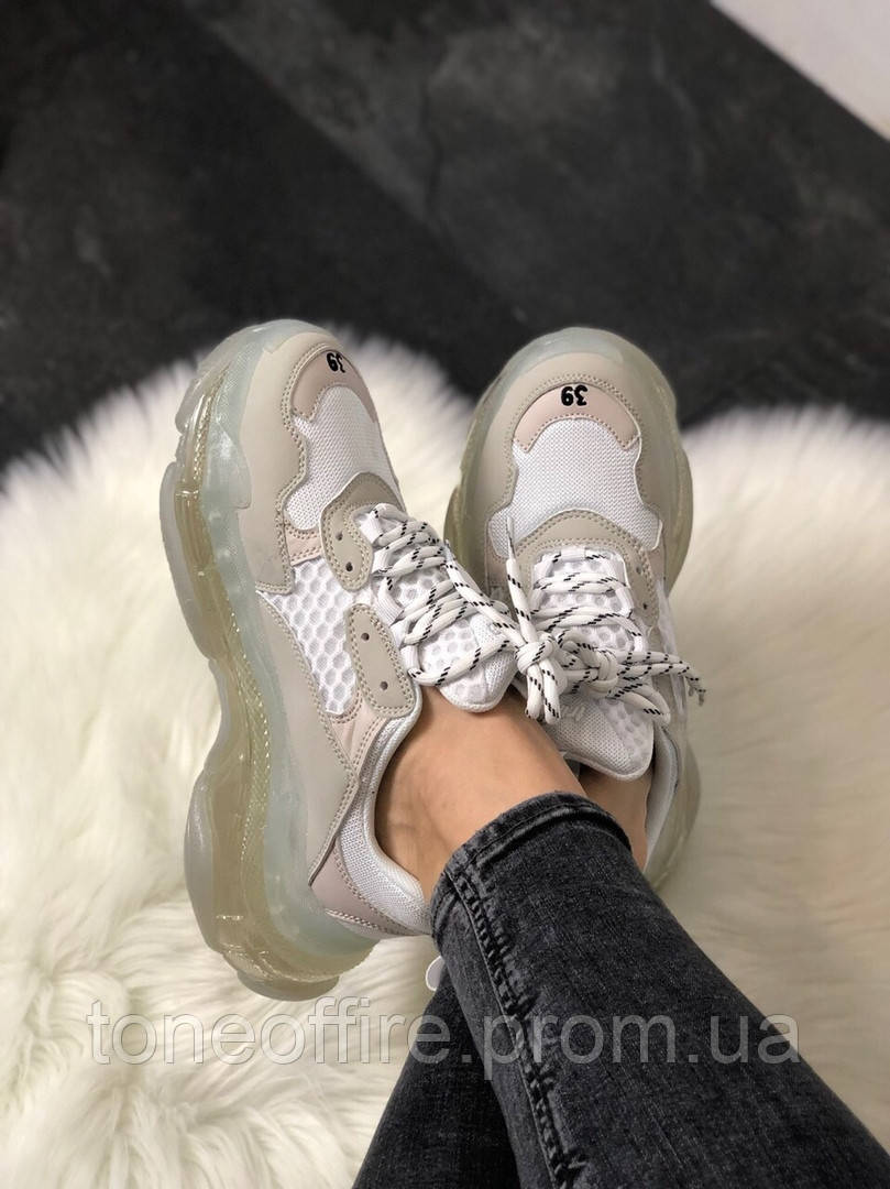 

Женские кроссовки Balenciaga Triple S "White" в стиле Баленсиага, Белый