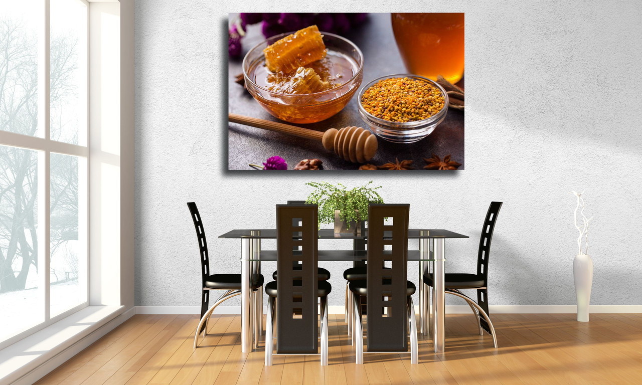 Картины для кухни на холсте "Здоровый продукт пчелы- соты, пыльца, прополис, мед