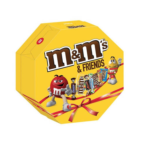 M m friends. Подарочный набор "m&m's and friends" 685 грамм. Драже "m&MS & friends" подарочный набор(бандероль) 685гр. M&MS коробка. Коробка m m's.