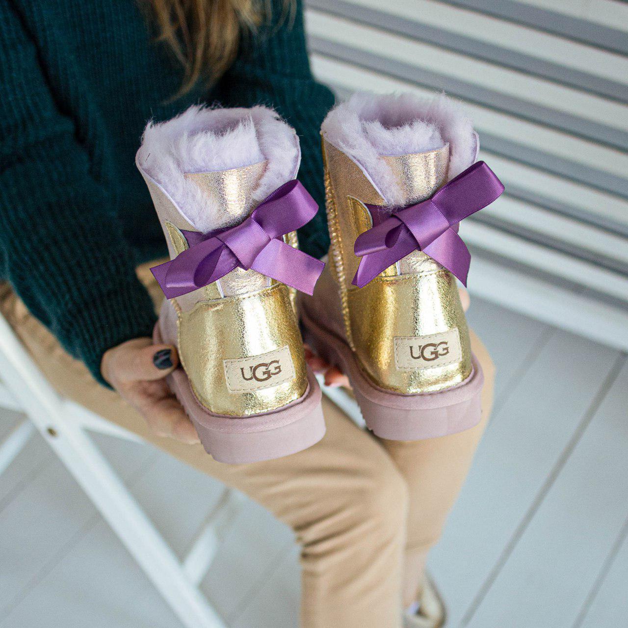 

Женские угги Ugg Australia Gold Violet 1 Stripe 40