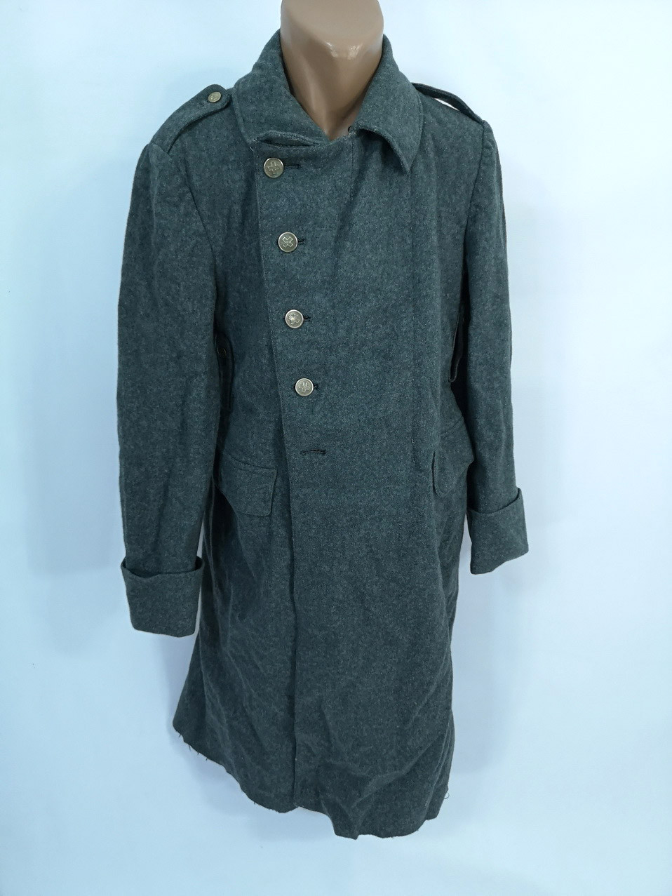 Пальто, шинель эксклюзивная Швейцария, метал пугов, 40-е года, Разм М,