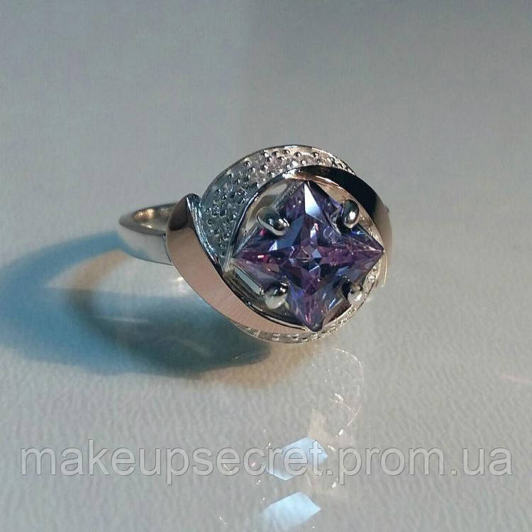 

Серебряное кольцо с золотыми накладками арт.075 светло-сиреневый
