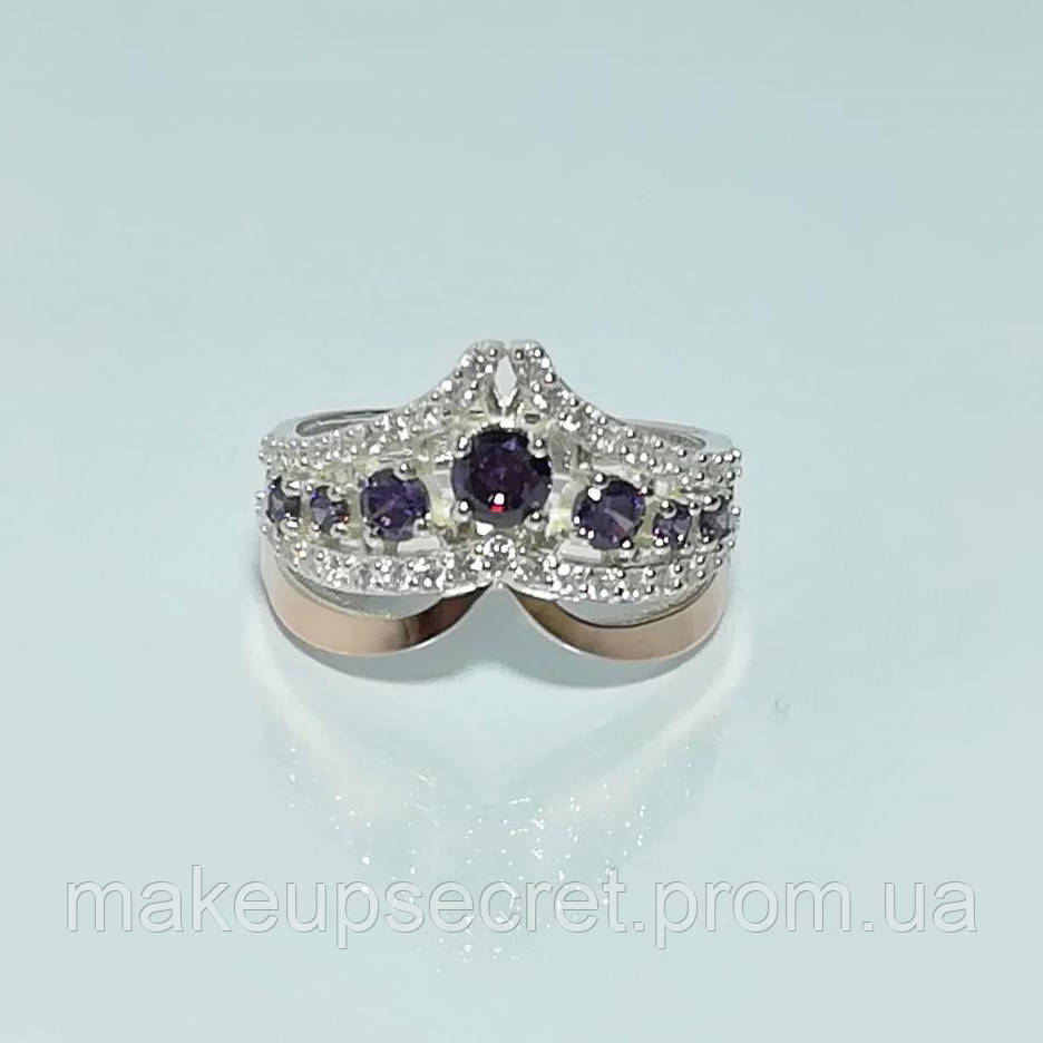 

Серебряное кольцо с золотыми накладками арт.105 темно-сиреневый