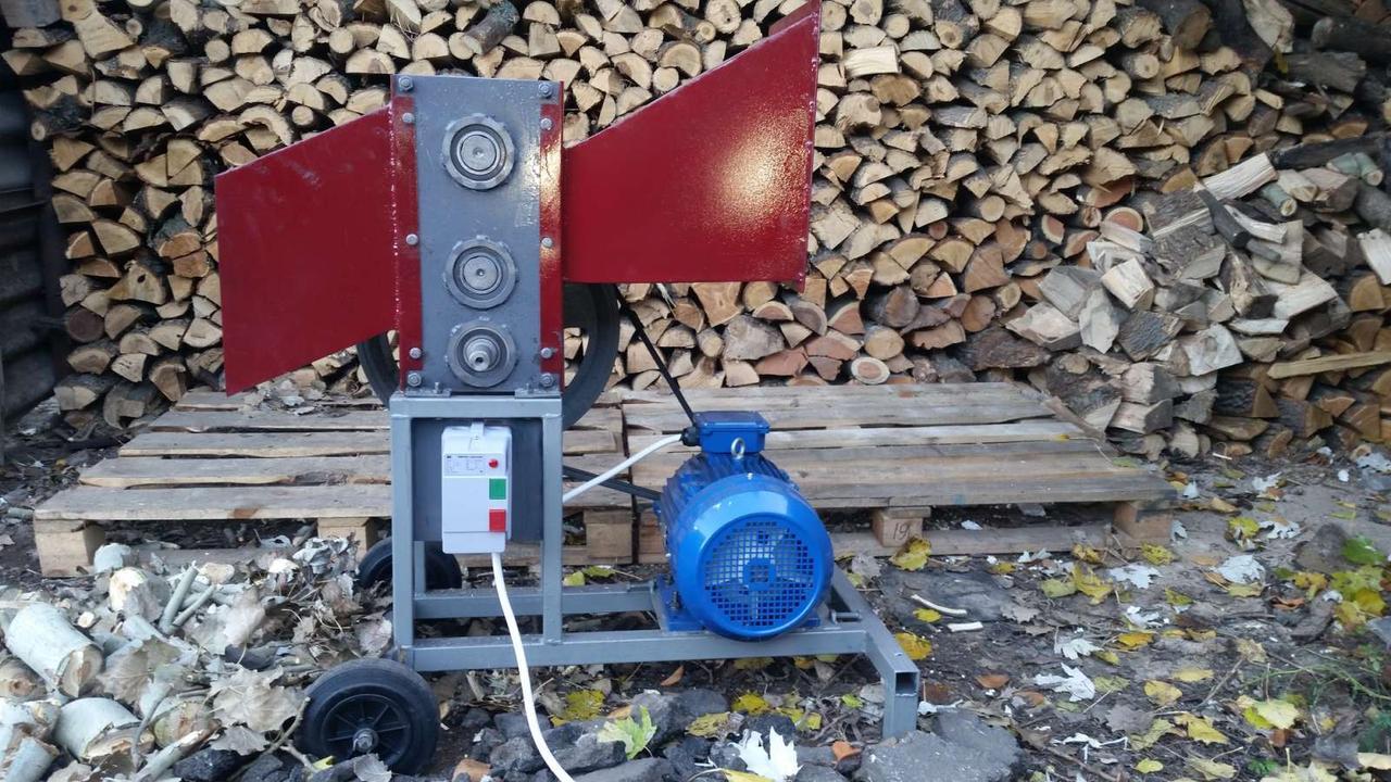 

Измельчитель веток РЕ 120 с электродвигателем 11кВт + дровокол