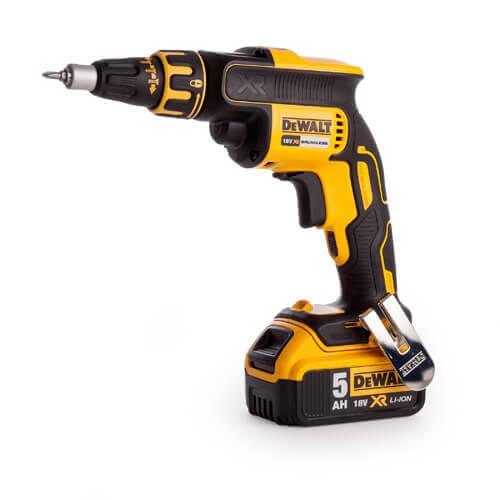 

Аккумуляторный шуруповерт DeWALT DCF620P2K