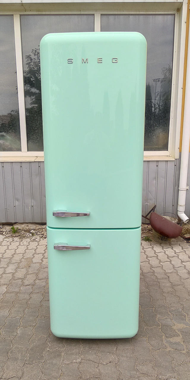 Ретро холодильник Смег Smeg FAB32LVN1 зеленый бирюзовый No Frost A++