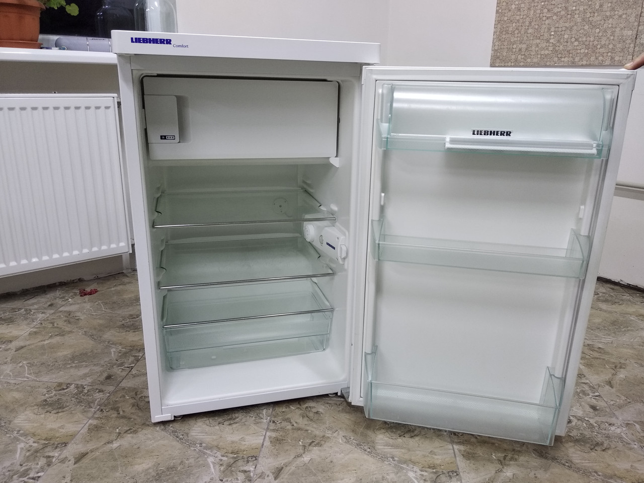 Холодильники Liebherr KT 1434 А+ 0,85м