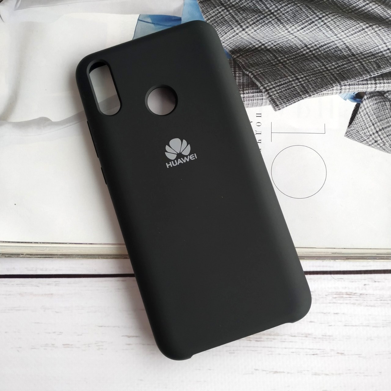 

Чехол на Huawei Y9 2019 Silicone Case Черный