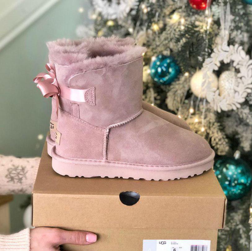 

UGG Australia Bailey Bow Mini Pink | полностью натуральные; розовые; мини угги с бантиками