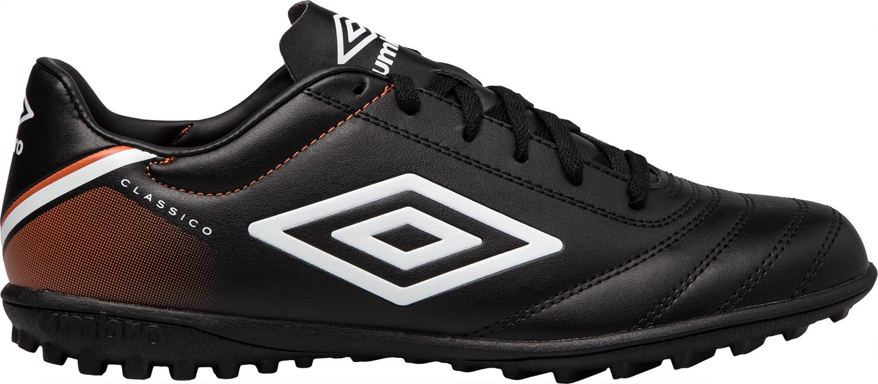 

Бутсы сороконожки Umbro CLASSICO V TF, Англия (Оригинал) 40.5 EU (6.5 UK / 7.5 US), Черный