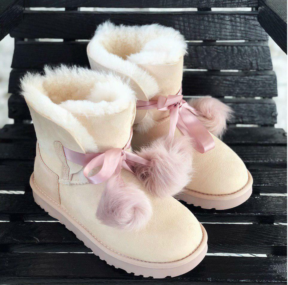 

UGG Australia Gita Pom Pom Powder Pink / Beige | полностью натуральные; бежевые; угг с помпонами