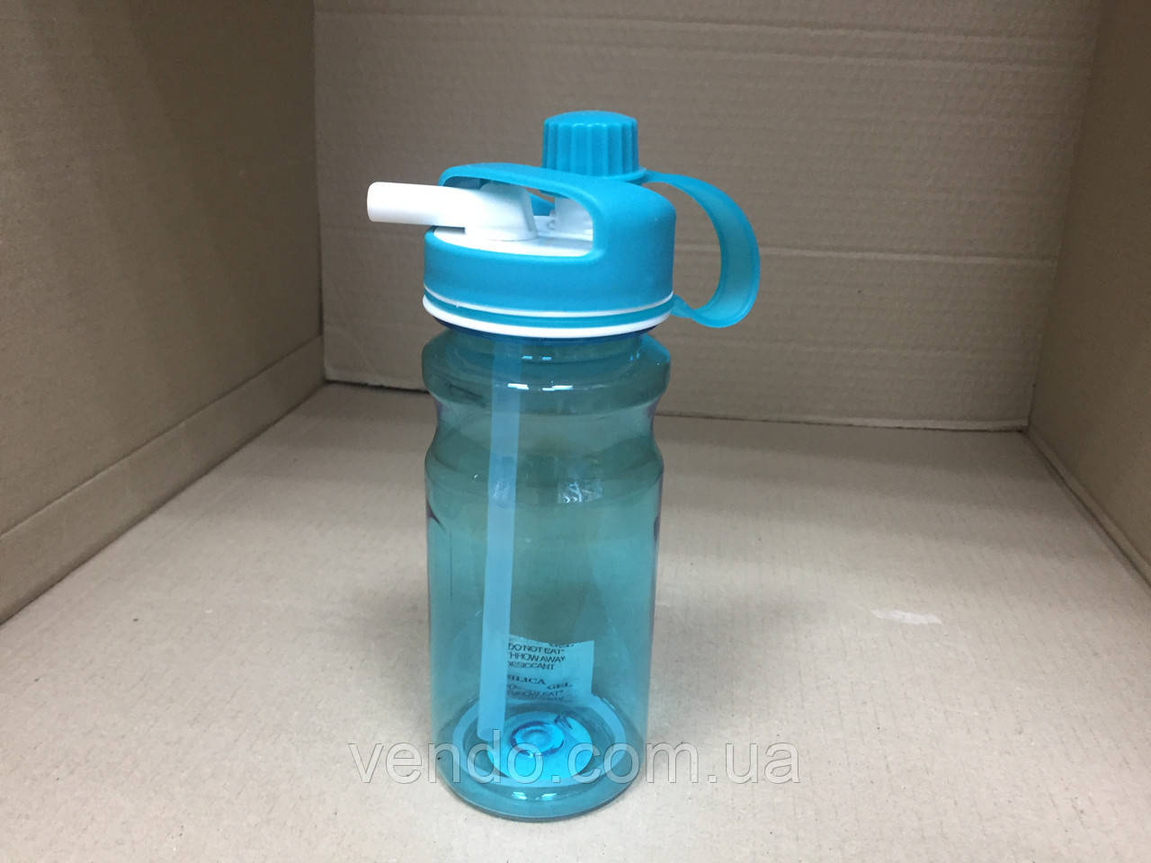 Спортивная бутылка для воды с боковой поилкой пластиковая 550 мл.