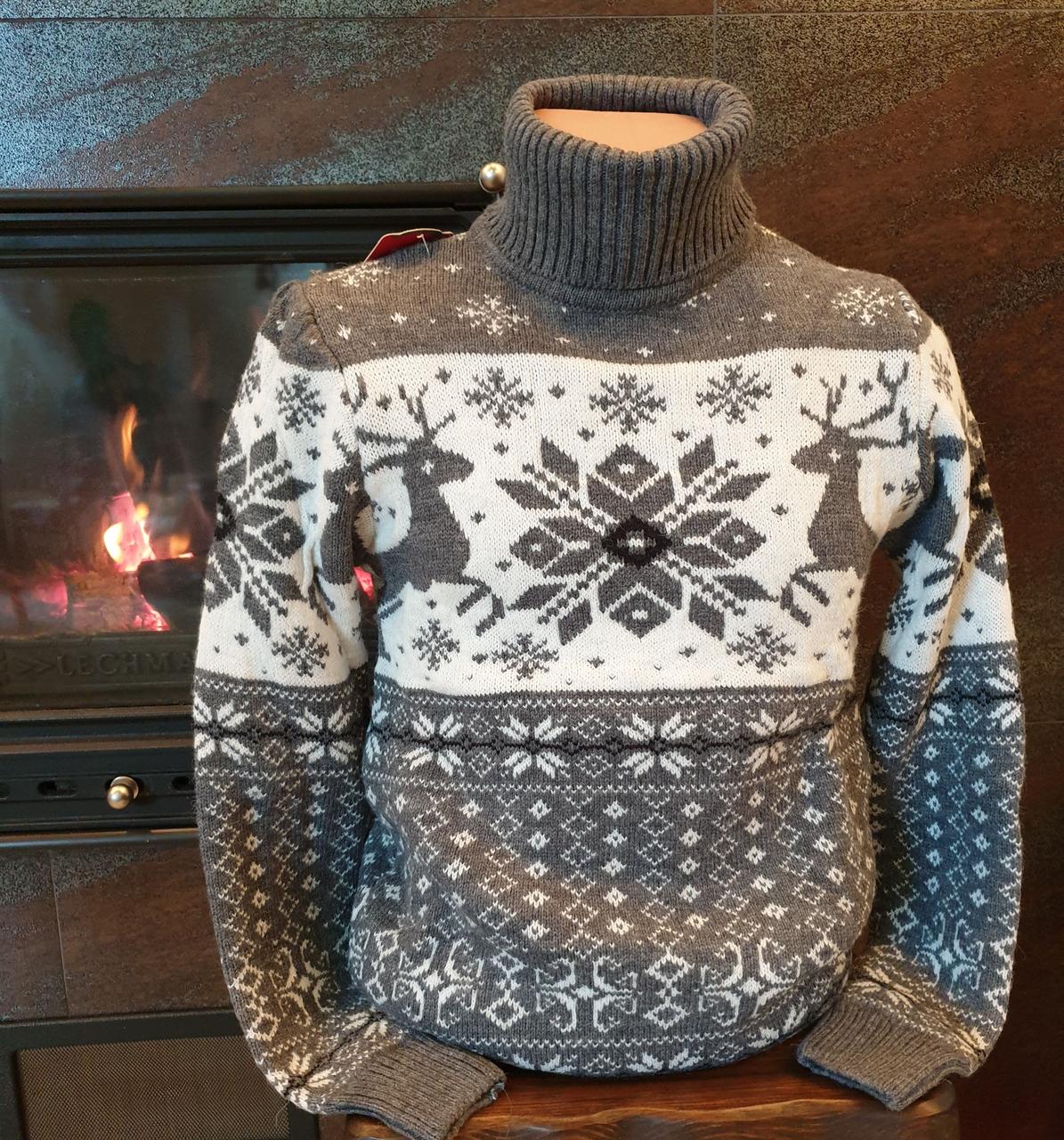 

Молодёжный вязаный свитер c оленями размеры L,XL,XXL Олени XL