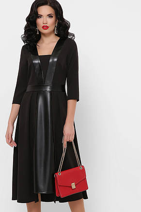 Полуприталенное черное платье с кожаными вставкам Вилора на длинный рукав, фото 2
