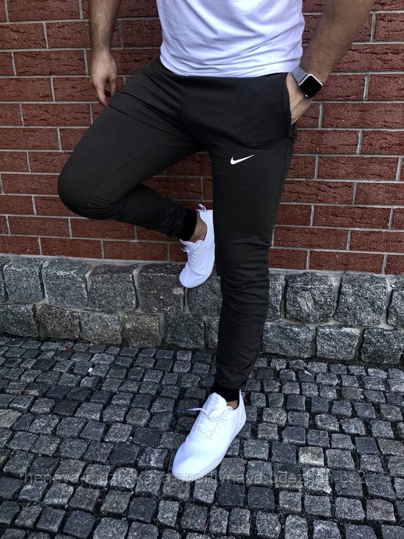 

Мужские спортивные штаны Nike черные S, Черный