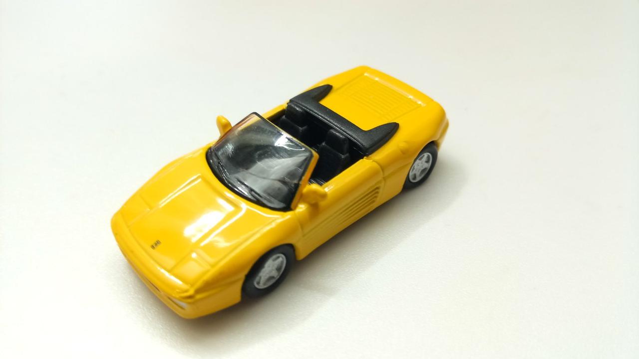Модель Ferrari micro cars 348 Spider в масштабі 1:100 (жовтий)