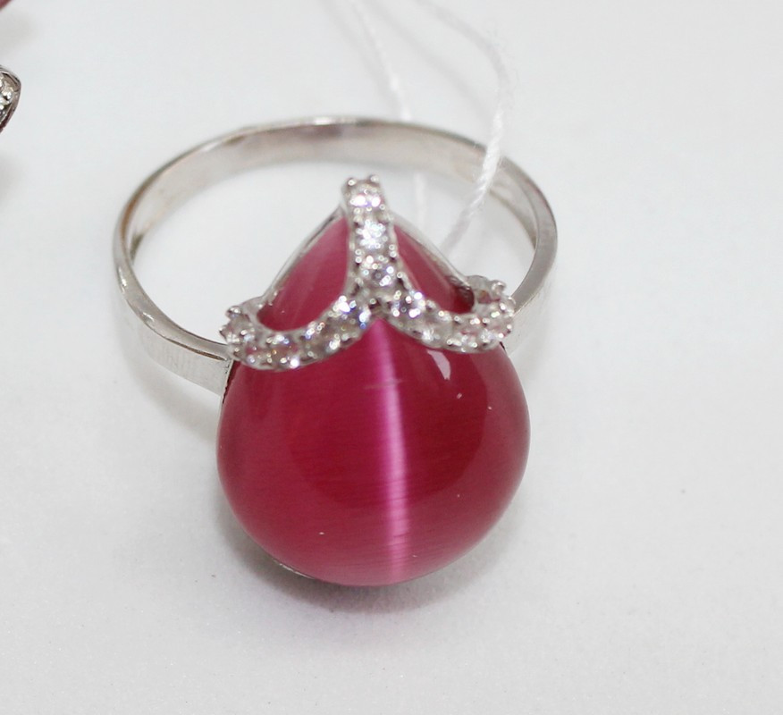 Родированное серебряное кольцо с розовым улекситом Богиня