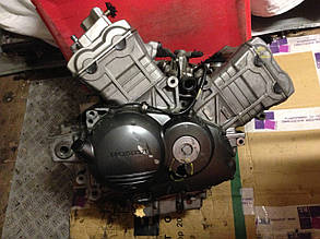 Двигун Honda VFR 800