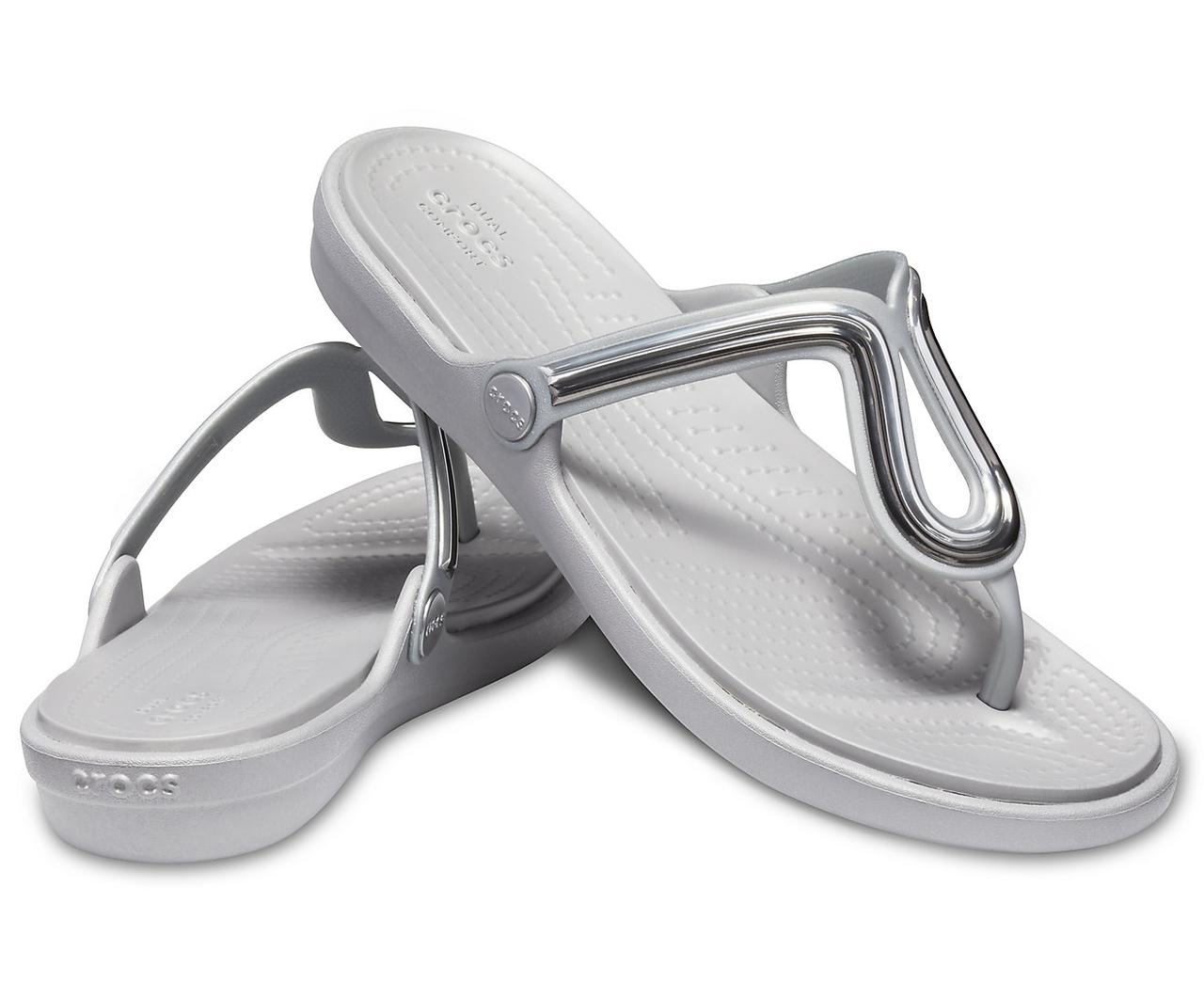 

Шлепанцы кроксы Crocs Sanrah Metal-Block Flat Flip. Оригинал. Размер W7