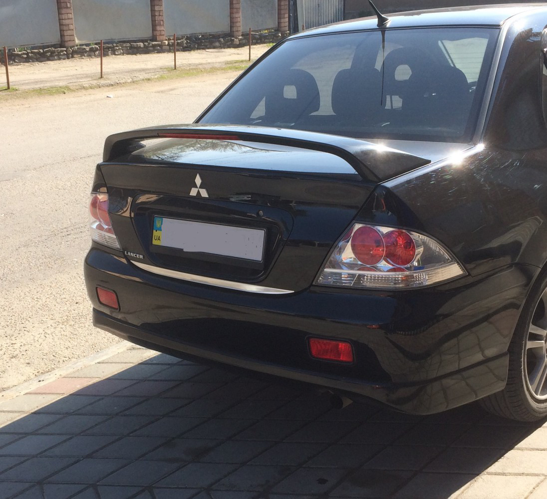 

Mitsubishi Lancer 9 (2003-2010) Кромка багажника