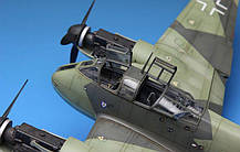Messerschmitt ME-410A Шершень немецкий бомбардировщик в масштабе 1/48. MENG LS-003, фото 3