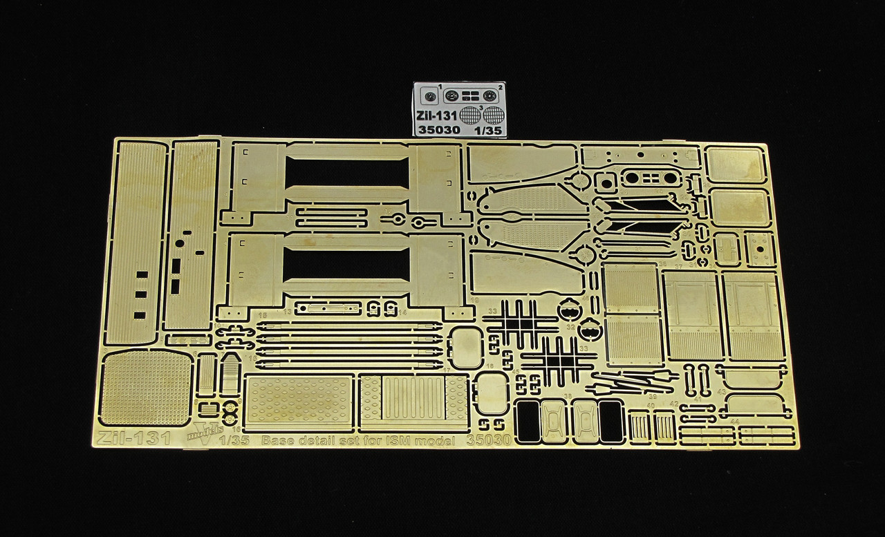 

Набор деталировки для модели ЗиЛ - 131. 1/35 VMODELS 35030