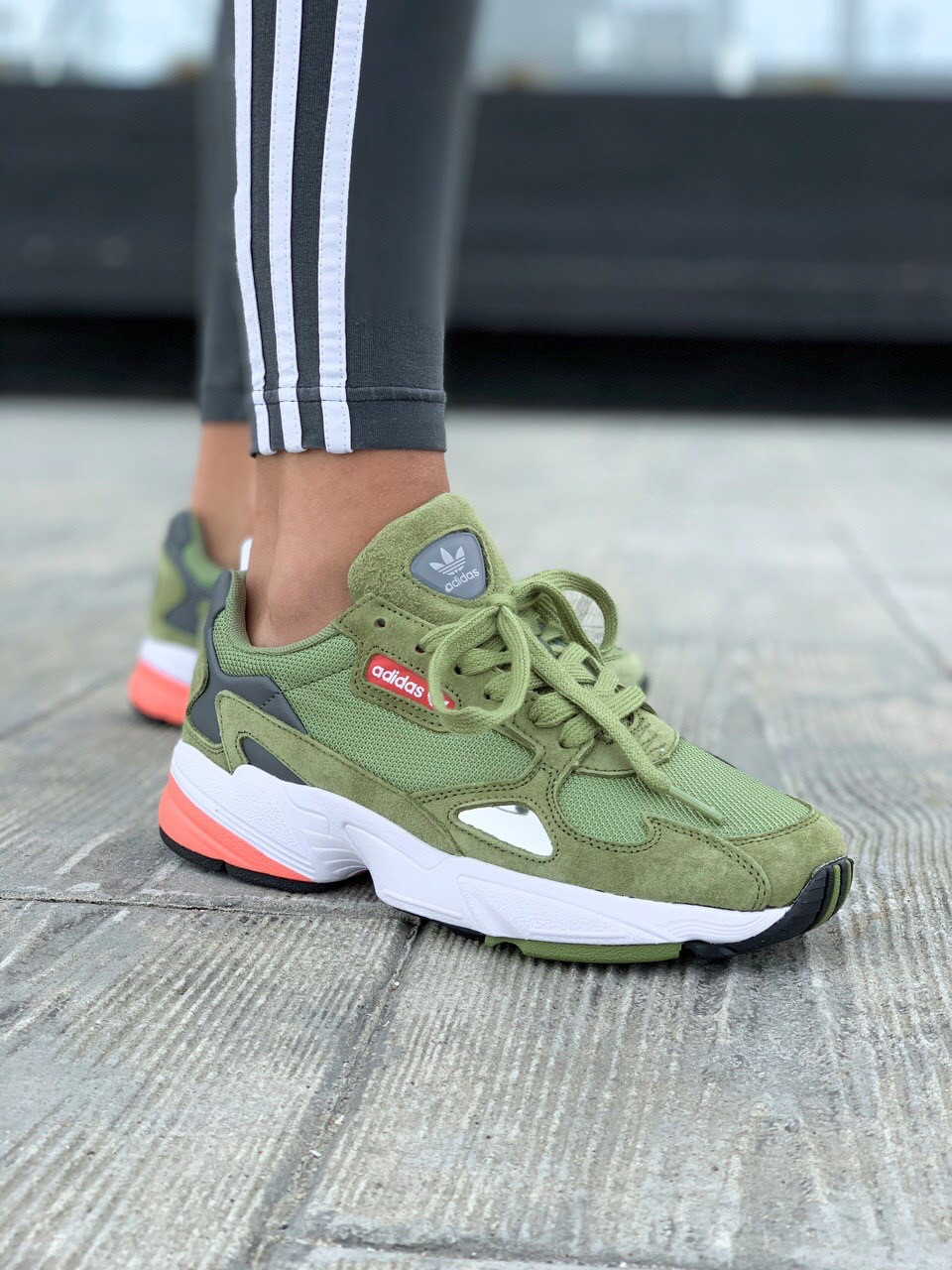 adidas falcon olive green - OFF-64% >Free Delivery