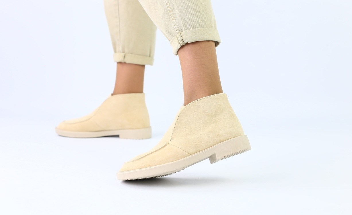 

Женские замшевые ботинки-лоферы, песочные, код FS-5221-3 40