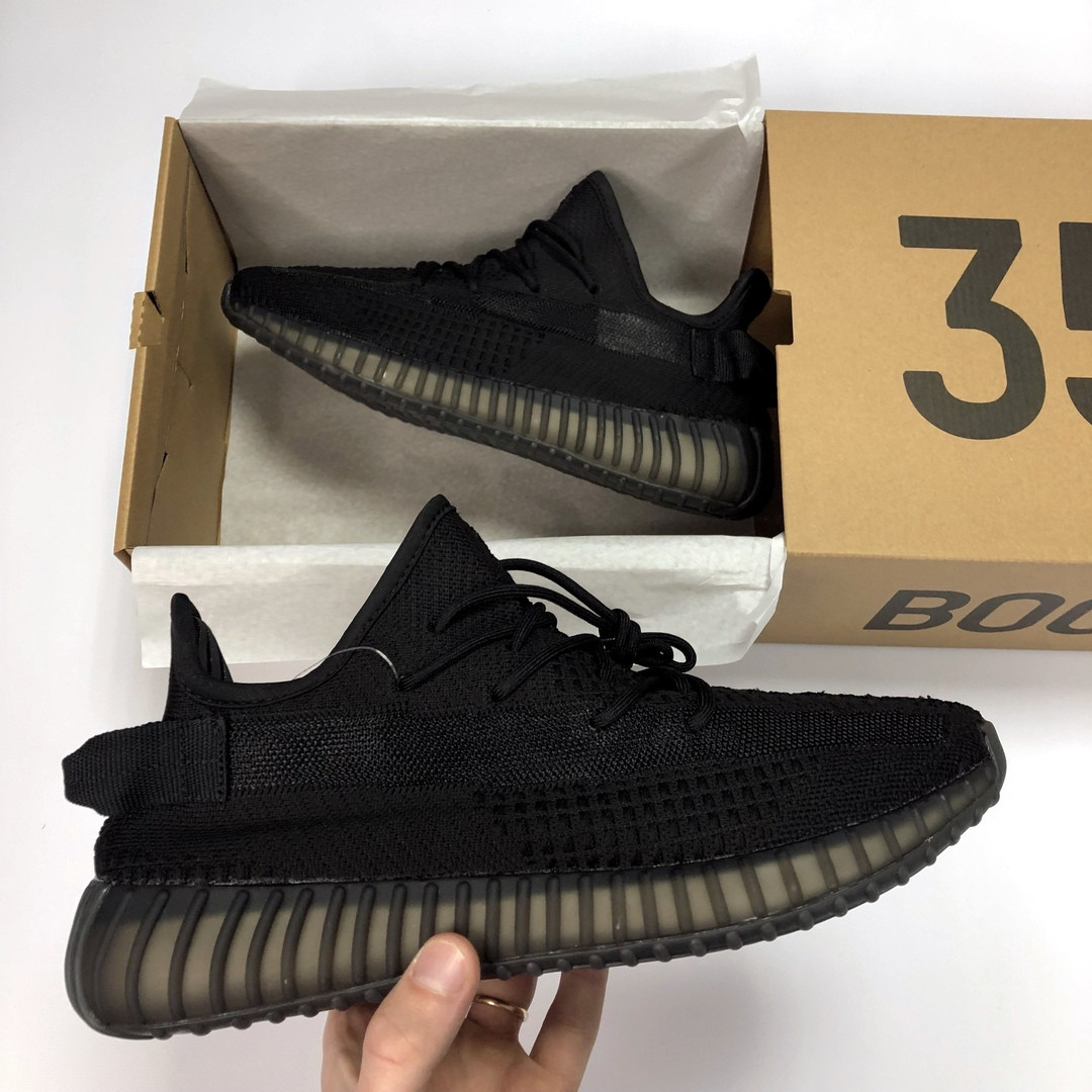 

Adidas Yeezy Boost 350 v2 Black | кроссовки женские и мужские; летние/весенние; черные; без рефлектива (non) 41eur - 26.0cm, Черный