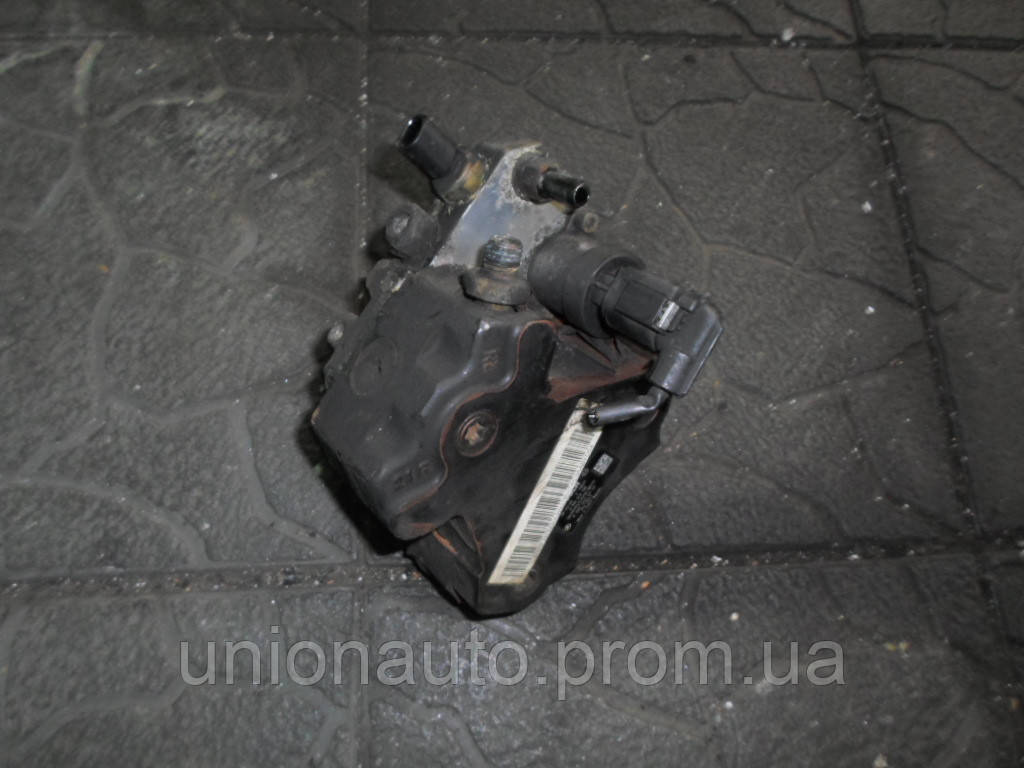

MERCEDES W169 2.0 CDI Топливный насос высокого давления, ТНВДA6400700701
