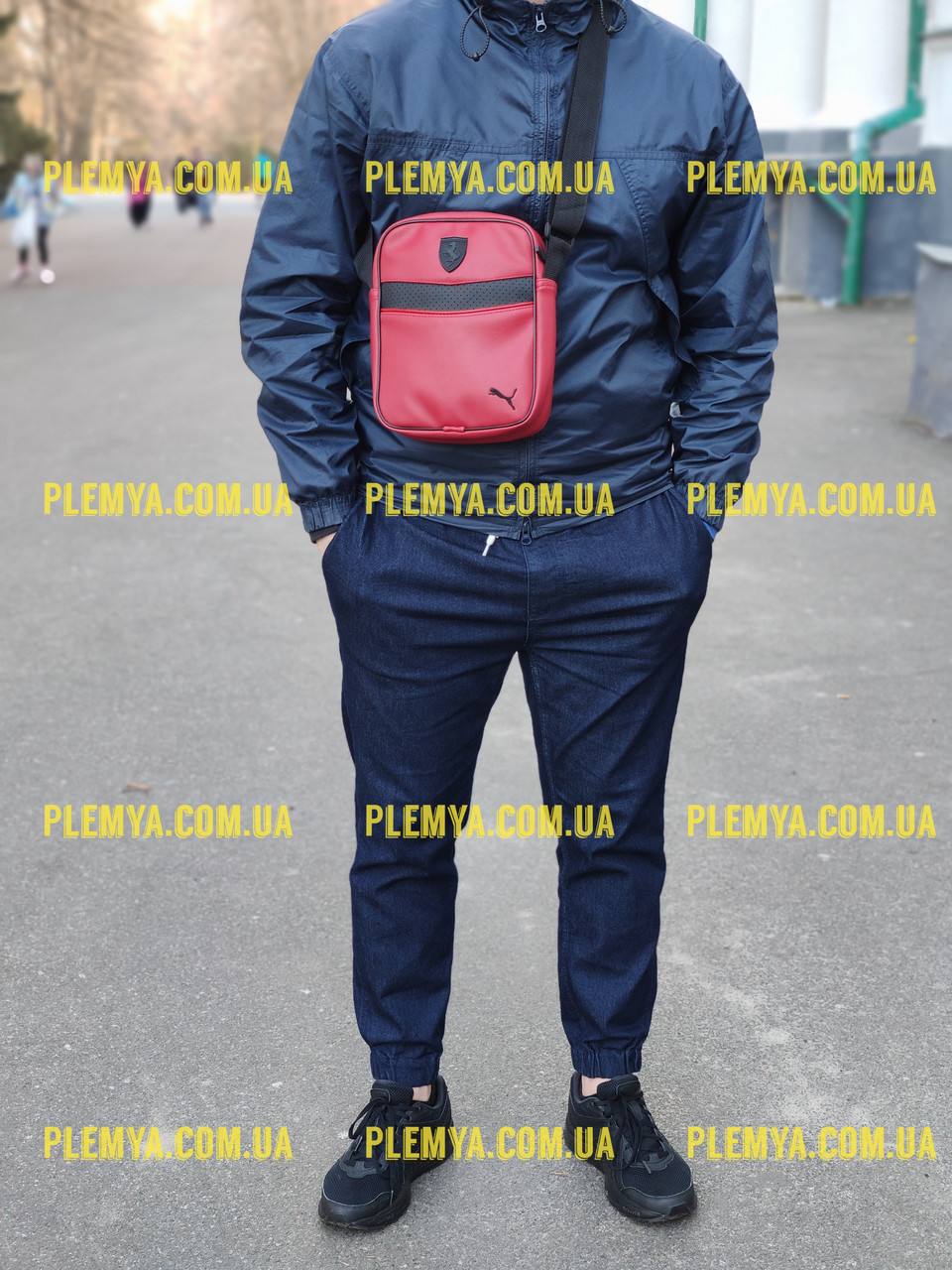 

Сумка Puma Ferrari красная мессенджер 18 * 24 см, Красный